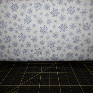 QT Fabrics. Santa&#39;s Night Out. Snowflakes White DIGITALLY PRINTED