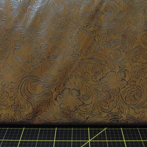 Kunstleder Floral. Tannen 15/56 zoll breit