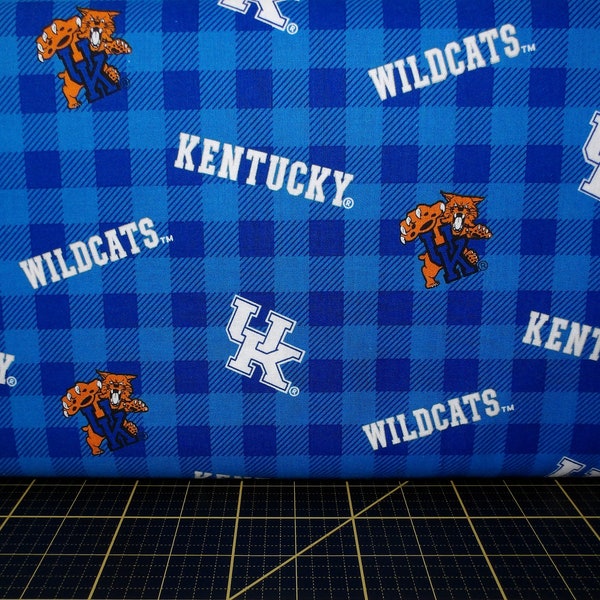 Sykel Enterprises. NCAA Kentucky Wildcats Buffalo Plaid Logo Toss