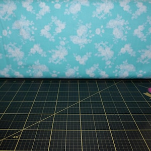 Clothworks. Janey. Bukiet tonalny Aqua