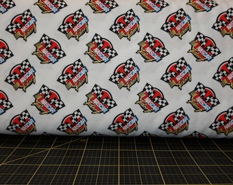 Telas Camelot. NASCAR. Blanco de carreras retro.