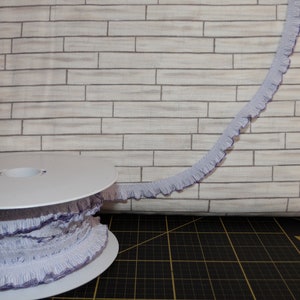 Stretch Stripe Ruffled Trim, 13 mm Lilac - Stretchy Elastic Trim for clothing accents - Made in France