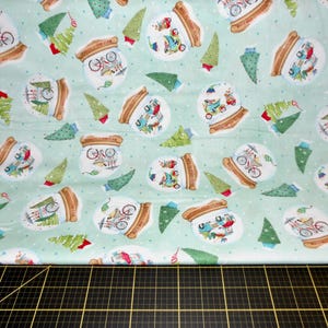 P & B Textilien. Fahrende Winterlandschaft. Schneekugel werfen