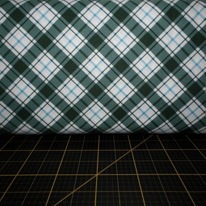 Kanvas. Moose Creek Lodge. Cabine Plaid Crème/Vert IMPRIMÉ NUMÉRIQUEMENT