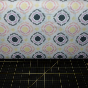 Camelot Fabrics. Emilia Medallion in White DOUBLE GAUZE 43/44 inches wide