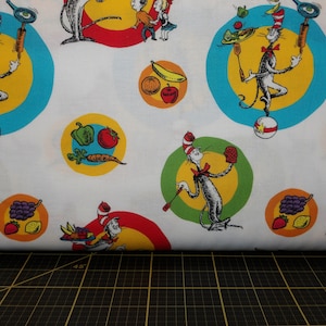 Robert Kaufman. Seuss Chef. Dr Seuss Dots White