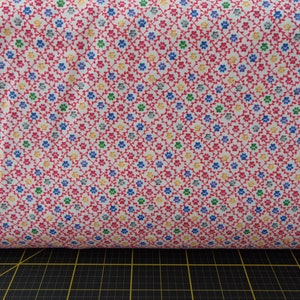Oasis Fabrics. Purr-Fect. Diamond Paws Red