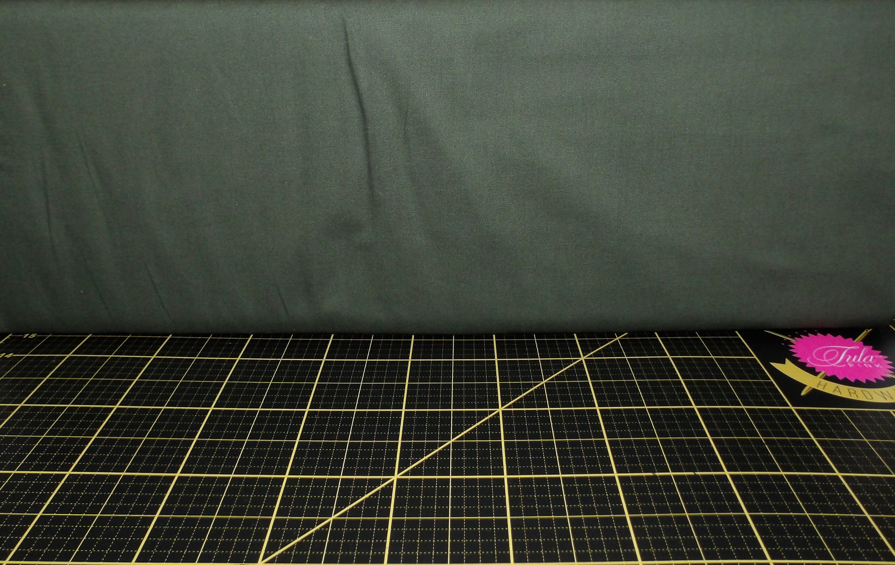 Hoffman Fabrics. Indah Solids. Pine