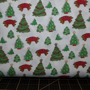 Windham Fabrics. Storybook Christmas. Holiday Forest Toss White