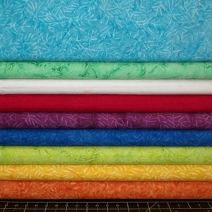 Modernes Astral BATIK Fat Quarter Bundle - 9 Teiliges Batik Textiles Rainbow FQ Set