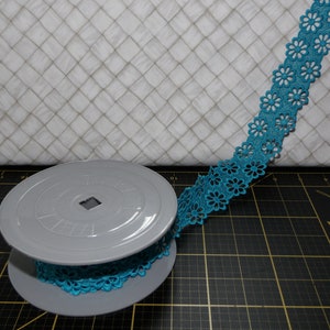 Pizzo Flower Braid Lace, 40 mm - Turchese - French Lace Galon tagliato a misura