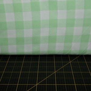 Robert Kaufman. Carolina Gingham 1 inch Mint