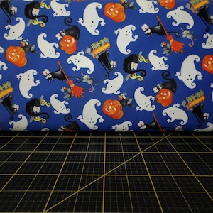 Henry Glass. Boo! Tossed Cats and Ghosts Multi Glow in the Dark