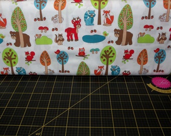 RJR Fabrics. Woodland Park Toss White