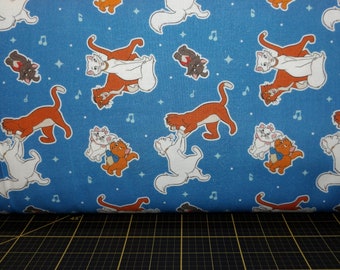 Camelot Fabrics. Disney The Aristocats. Aristocats Toss Blue