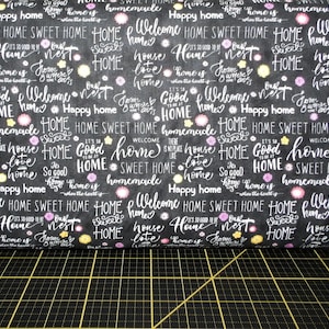 Contempo. Em casa. Lar Sweet Words Slate/Multi