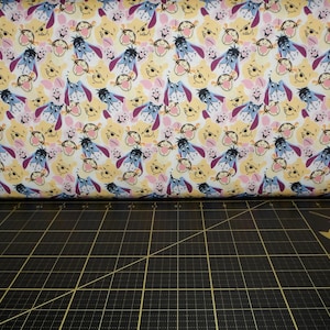 Camelot Fabrics. Winnie the Pooh All About Me. Pooh & Friends Faces Cream