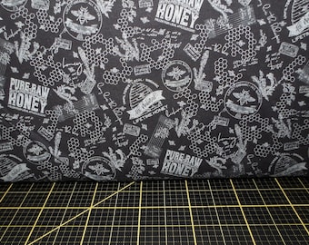 Riley Blake. La vida de las abejas. Tonal Black