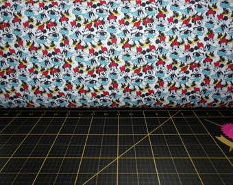 Telas Camelot. Mickey y sus amigos. Minnie True Classic White