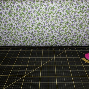 Northcott. Honey & Clover. Packed Clover Lavender