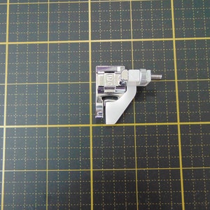 FOOT Brother PC8200 PC8500 Blindhem - Brother Sewing machine foot accessory for blind hemming