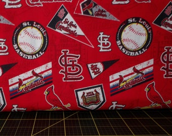 Fabric Traditions. MLB St. Louis Cardinals Retro. – MLB Baumwollstoff in großen Mengen – 142–147 cm breit