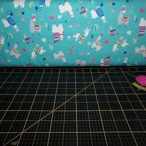 Kanvas. Llama Drama. Llama Queen Teal