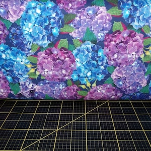 QT Fabrics. Hydrangea Blooms. Packed Hydrangeas Multi