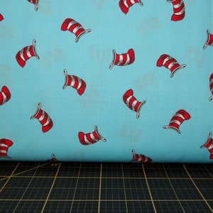Robert Kaufman. The Cat In The Hat. Striped Hat Toss Aqua