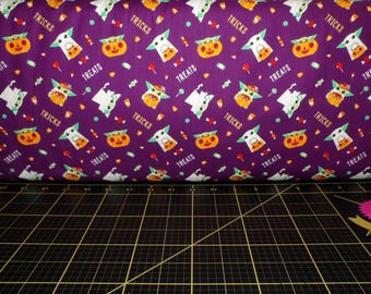 Camelot Fabrics. Character Halloween III. Tricks and Treats Purple - Halloween Star Wars Fabric
