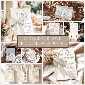 Könnte beinhalten: Eine Sammlung von Hochzeitsduschen-Papeterie und -Dekorationen, darunter ein Willkommensschild, eine Einladung und Tischkarten. Auf dem Schild steht "Booked for Love" und "Audrey's Bridal Shower". Die Einladung zeigt eine Schleife aus Buchseiten. Das Thema ist elegant und romantisch.