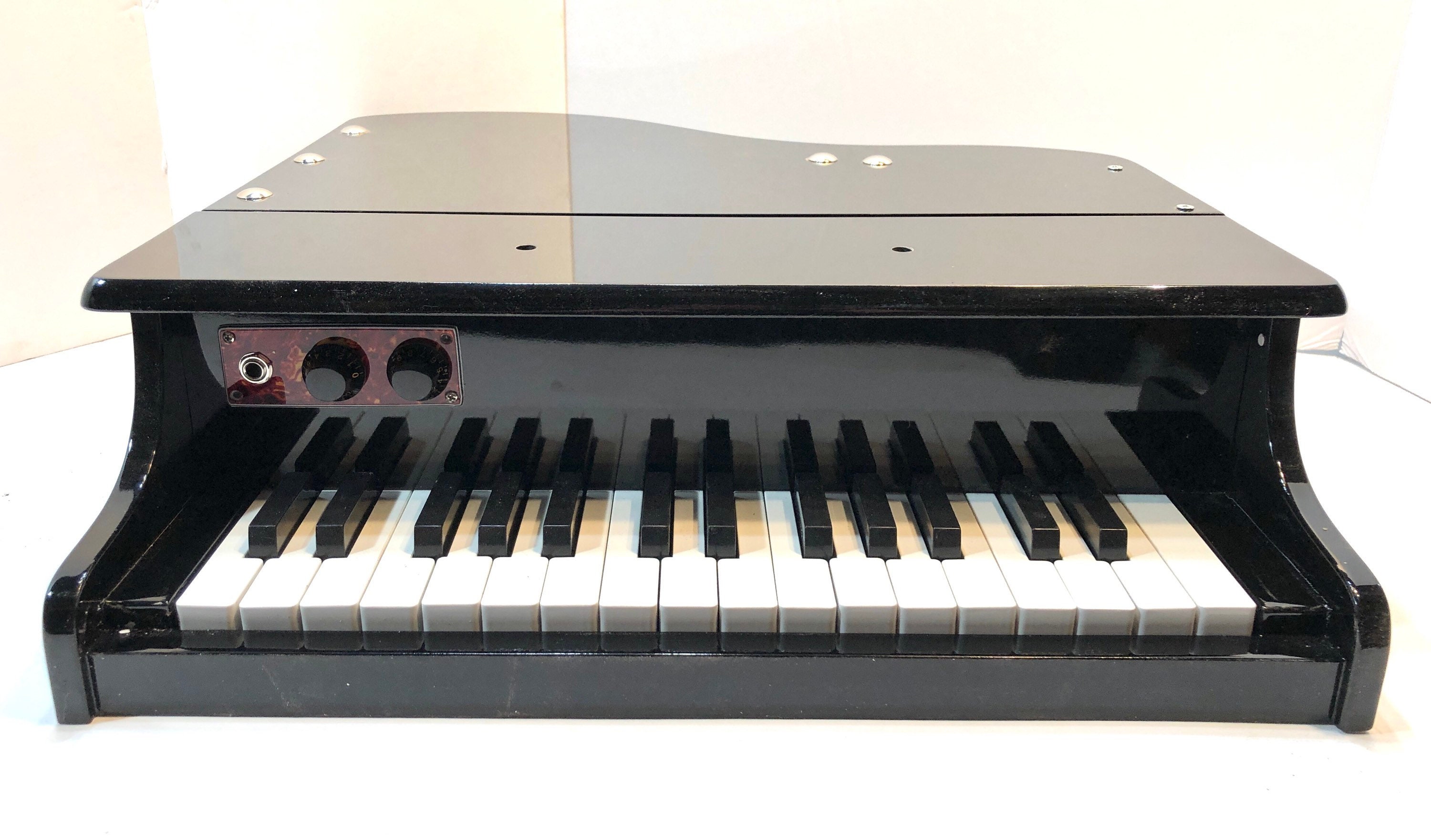 Wurlitzer Piano for sale compared to CraigsList Only 4 left at 60