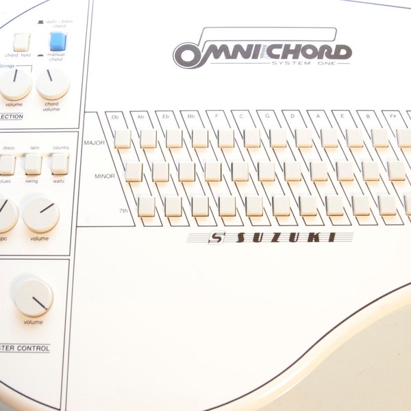 Vintage Cream Suzuki Omnichord Synthesizer System 1 in Original Case Time Capsule condition