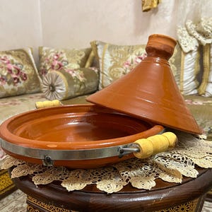 Handcrafted Moroccan Tagine: Lead-Free Ceramic Cookware, Hand-Painted Design