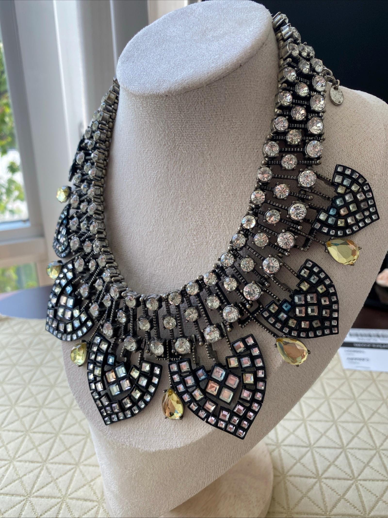 Collier Zara à Pampilles - Cristaux Et Motifs Floraux, Doré - Neuf Sans Emballage - Idée Cadeau