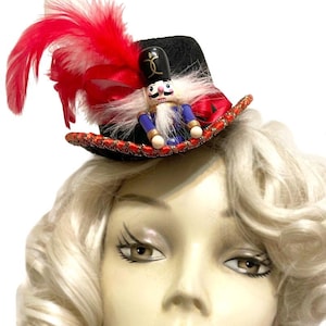 Mini Top Hat Christmas Fascinator Nutcracker Steampunk Tea Party Cocktail Toy Soldier Red Green