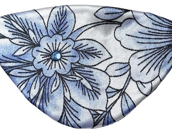 Parche de ojo floral suave azul plateado con flores, parche de ojo elegante y a la moda con joyas