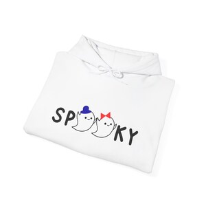 Spooky Geister Kapuzen-Sweatshirt: Unisex Halloween Fashion
