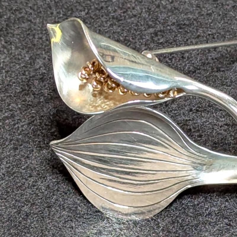 Vintage Brooch Cala Lily - Etsy