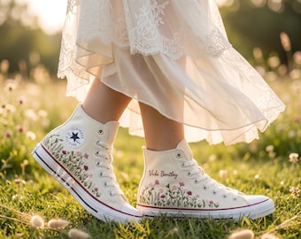 Aangepaste bruiloft Converse Wildflower met naam handgeborduurde beige sneaker gepersonaliseerde Chuck Taylor hoge schoenen jaren 1970