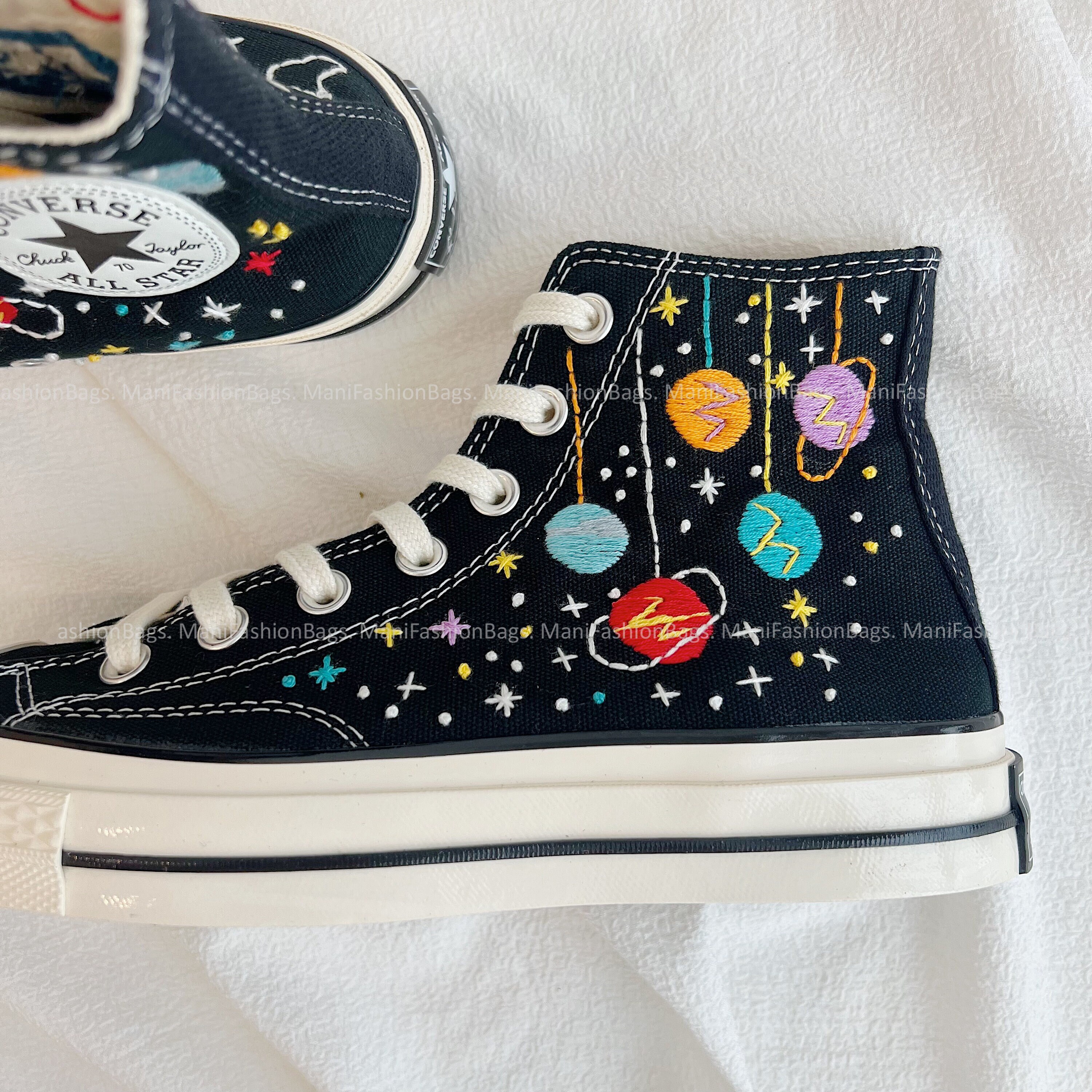Galaxy converse best sale famous footwear