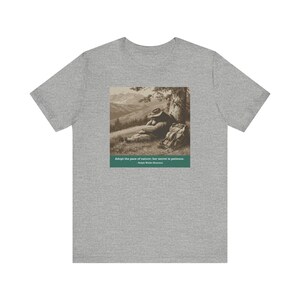 Camiseta Nature's Pace Bear - Cita de Emerson - Descanso, paciencia, vida lenta, camiseta anti-ajetreo imagen 5