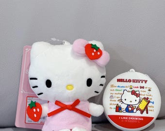 Hello Kitty Charm + Silicone pouch