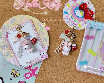 Hello Kitty Zipper Charm