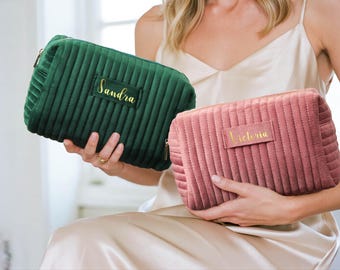 Custom velvet Makeup Bag,Personalised Bridesmaid Gift,Toilerty MakeUp Bag for Her,Graduation Gifts,Gift for Her,Christmas Gift,Wedding Favor