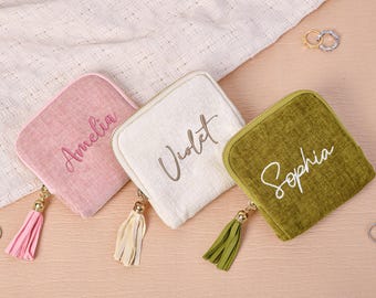 Embroidered Jewelry Case with Name,Travel Jewelry Case for women,Jewelry Organizer,Custom Bridesmaid Gift,jewelry pouch,Christmas Gift