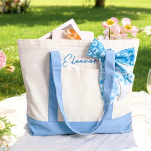 Personalized tote bag, Bridesmaid Gift Bag,Embroidered Canvas Tote Bag with Initials, Bachelorette Gifts,Personalized Gifts,Gift for Mom