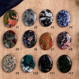 Natural Crystal Worry Stone, Healing Palm Stone for Stress Relief, Thumb Stone for Calm Focus, Meditation & Energy Balance