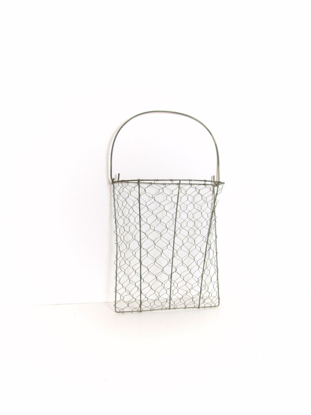 Vintage Collectible Wire Mesh Wall Basket With Handle Rustic Wire ...