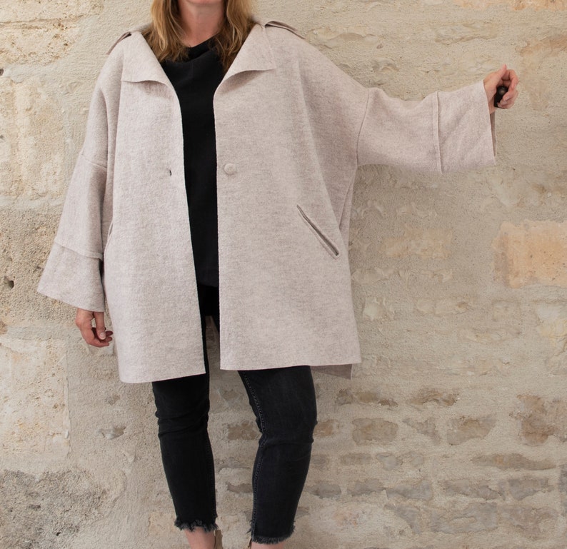 Oversize Loose Boiled Wool Coat with Button and Pockets image 4